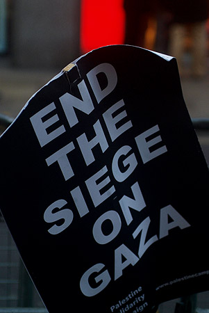 End the siege on Gaza.