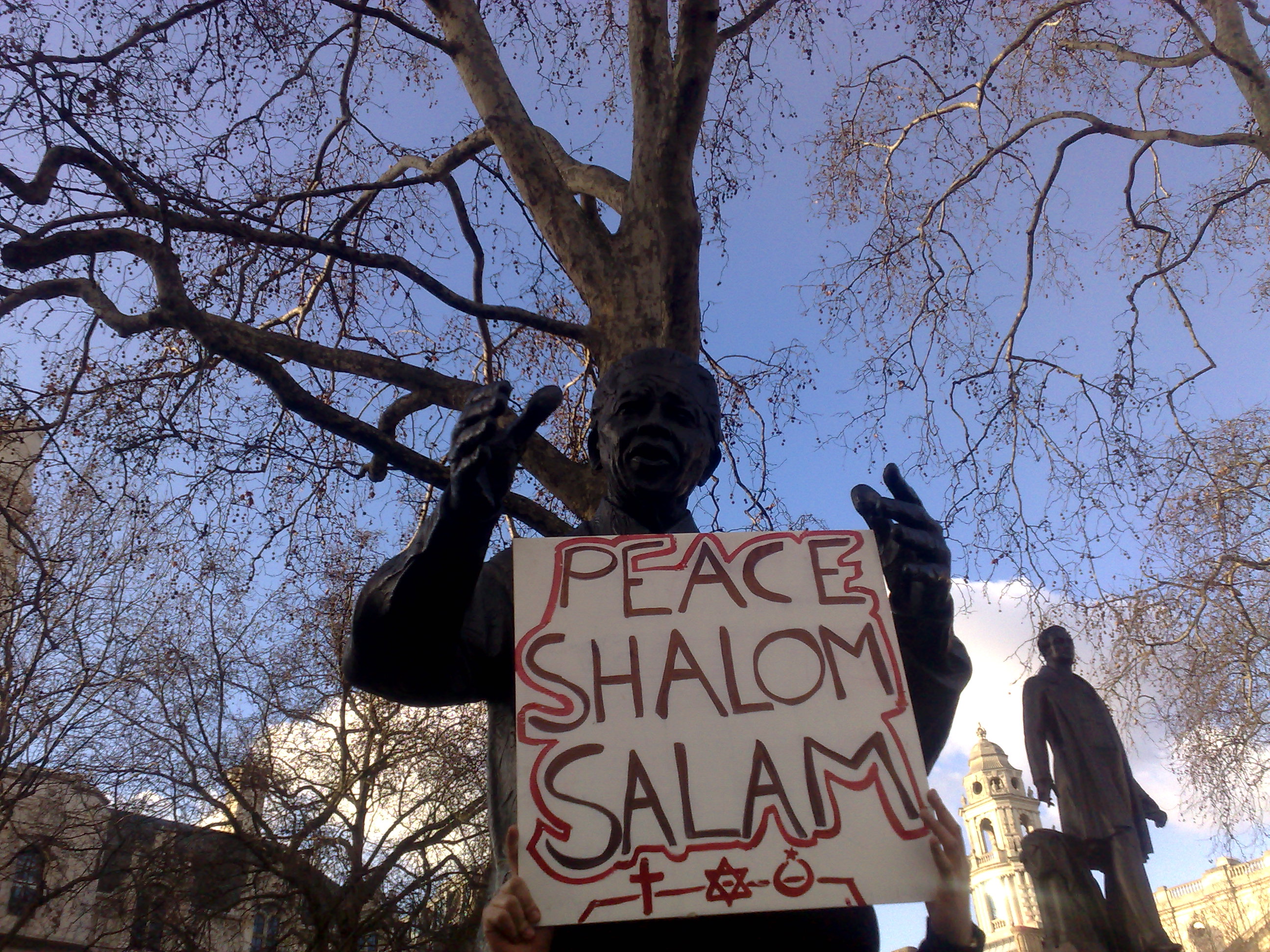 Nelson Mandela statue, Parliament Square .. Peace, Salam, Shalom.
