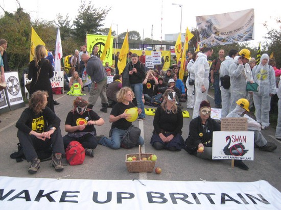 Blockading main gate to Hinkley Point nuclear power plant