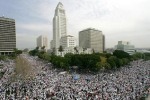 Los Angeles: 1/2 Million-1 Million People Protest against Anti-Immigration Law