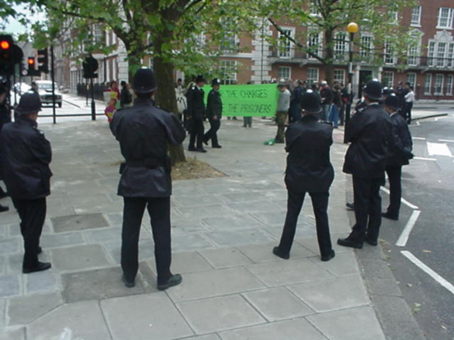 Action in support for Mayday Prisoners