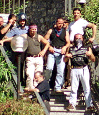 carabbinieri black block photo