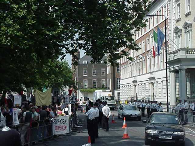 Italian Embassy G8 Demo Report 28.07.01