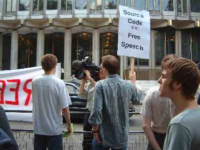 Sklyarov Net Demo: US Embassy 3.08.01