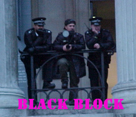 The Black & Yellow Blocks at Anti War Demo (pics)