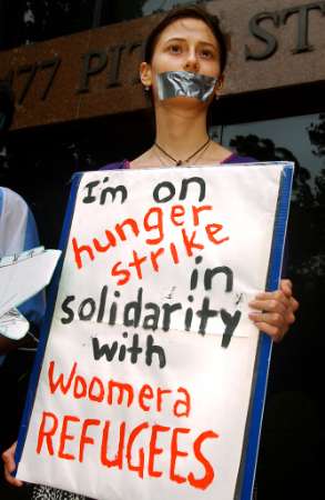 Hunger Strikes Continue at Woomera as Resistance Grows to Aussie Govt Policy