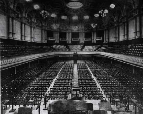 MANCHESTER PEOPLE FREE THE FREE TRADE HALL