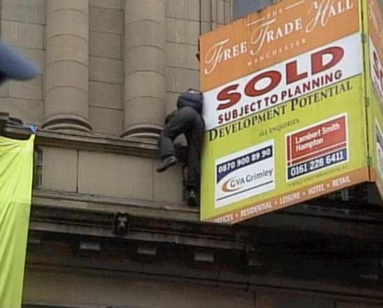 MANCHESTER PEOPLE FREE THE FREE TRADE HALL