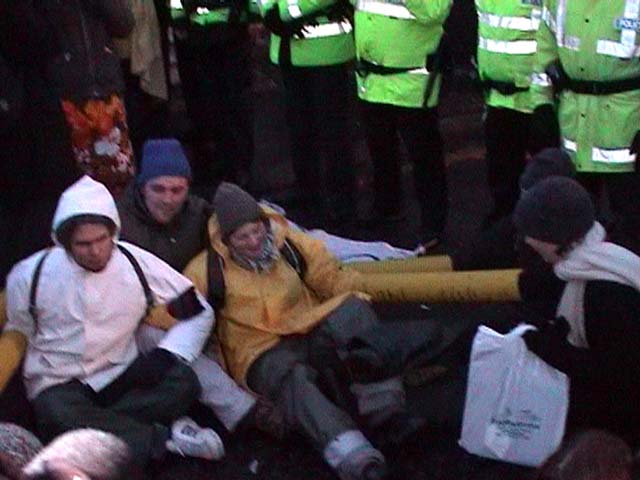 Missiles cause of traffic jam