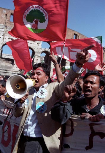 Rome protest against Berlusconi government