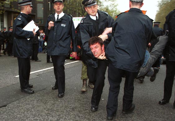 PICS FROM KISSINGER PROTEST