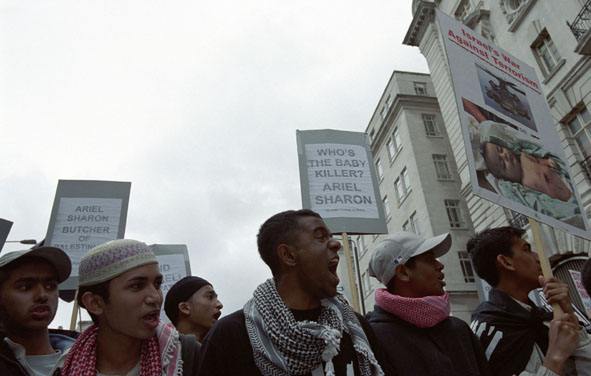 Palestine Solidarity Demo-London-18/05/02