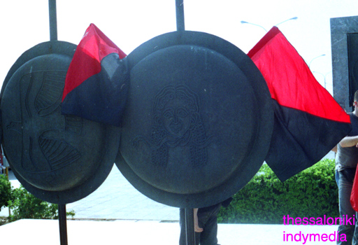 THESSALONIKI - 7hours-long sit-in at great alexander's statue