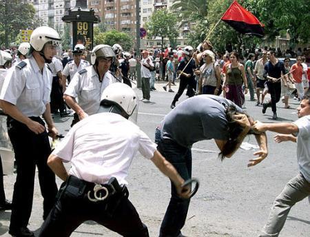 Demos in Spain meet police repression