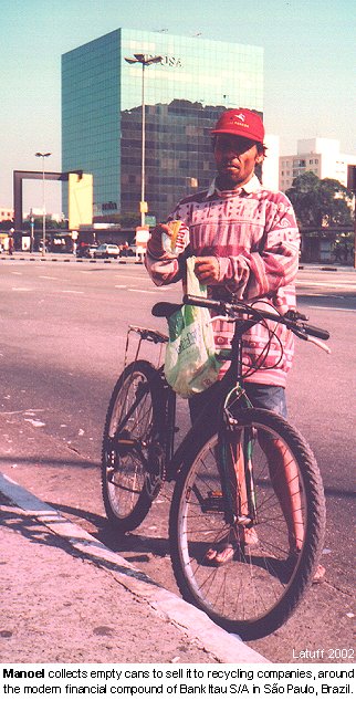 Cans for cents (photo by Latuff)