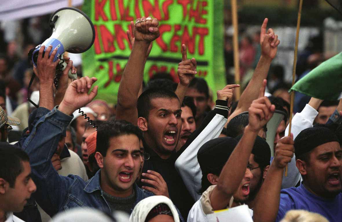 Yet more pix from anti war demo in London