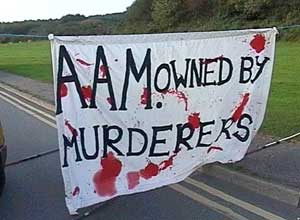 Photos of blockade of front gate