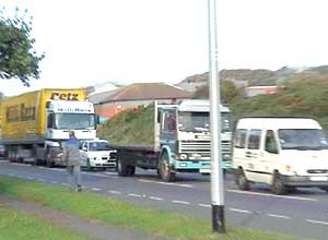 Photos of blockade of front gate