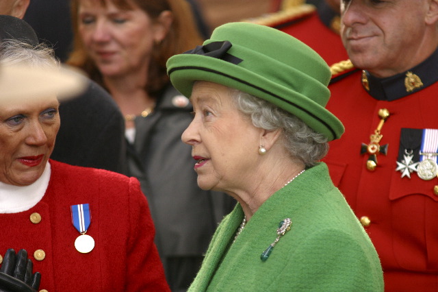 Photos of HM the Queens 2nd last day in Canada