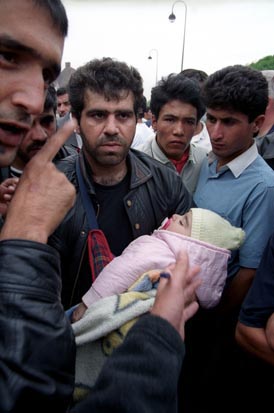 Inside Sangatte (pics)