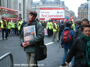 Dec 7: London National demo to support the firefighters 3
