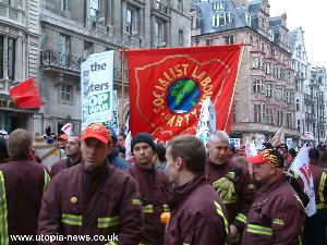 Dec 7: London National demo to support the firefighters 3