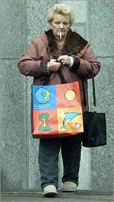 Fosters mum: Peter's the butt of a set-up.