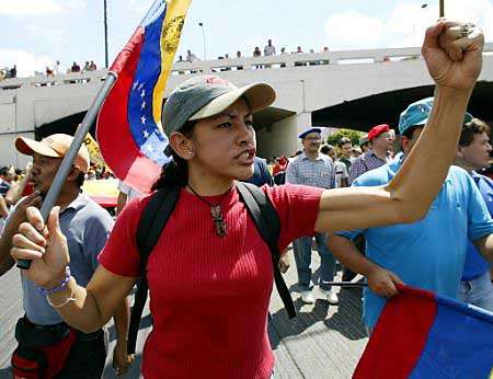 Bushs Fascists Bomb Pro Chavez Rally, and Kill One in Venezuela