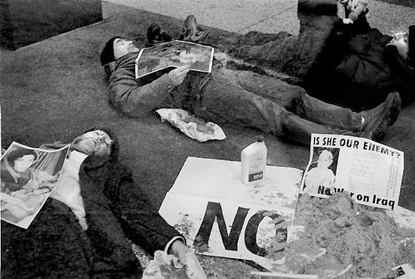 Chicago Iraq Peace Pledge Die-in pt.3