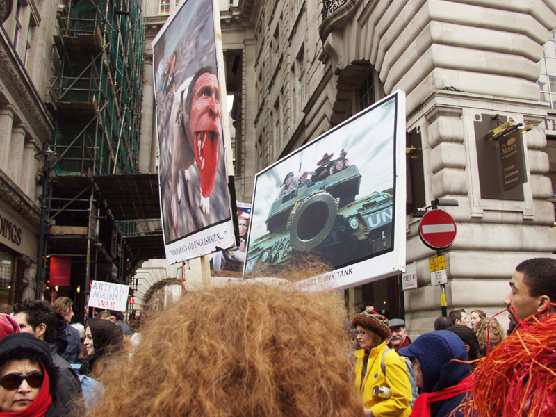 Photos anti-WAR demo London Part1 (complete?)