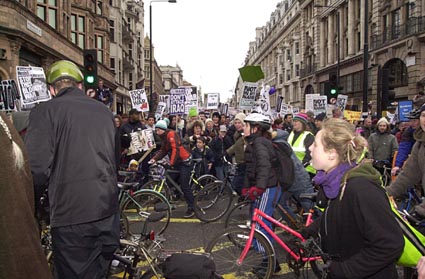 Pics from stop the war critical mass