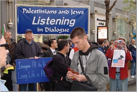 Jews and Palestinians walk with 200,000 in San Francisco