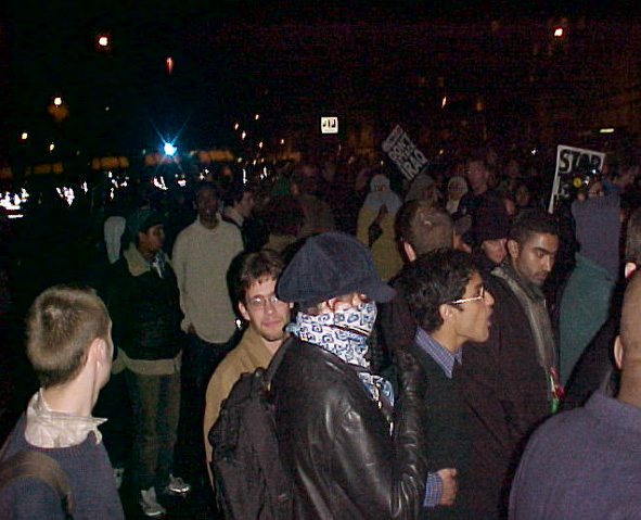 Photo Blockade in Park Lane, London, M22