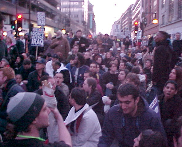Photos Blockade of Oxford St, London, M22