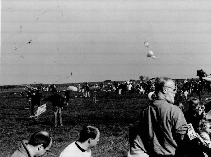 Menwith Hill Photos 22/03/03