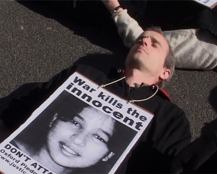 Video of Anti War 'Die In', Oxford
