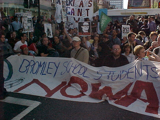 Photos Sit-Down at Oxford St After US Embassy March, London, Sat 5th April