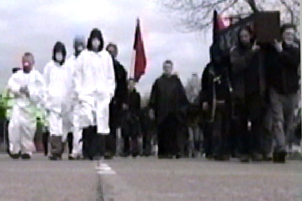 Recient futtage of anti-war events