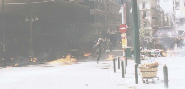 MORE PICS FROM THE RIOTS IN GREECE