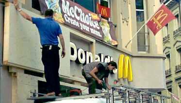 US Empire forced into hiding