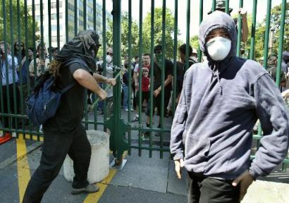 Anti-G8 Revolt in Geneva