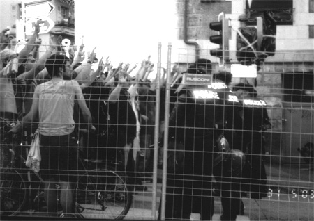 at a road building side the atmosphere got a bit tense- as main road to harbour