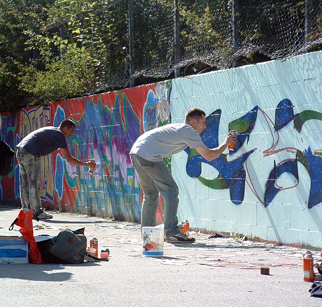 Graffitti artists at the Sharrow Festival
