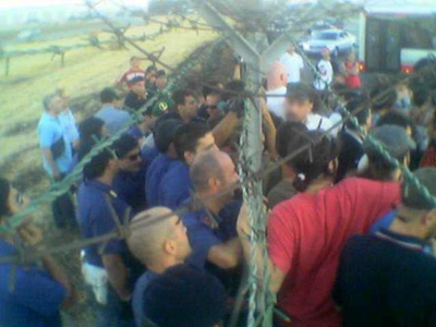 refugees escape from detention centre during noborder camp