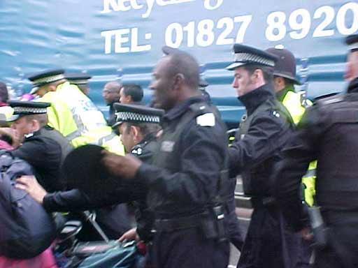 police move in on crowd