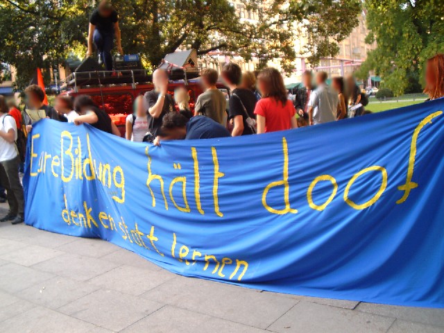 Banner: your education keeps us dumm