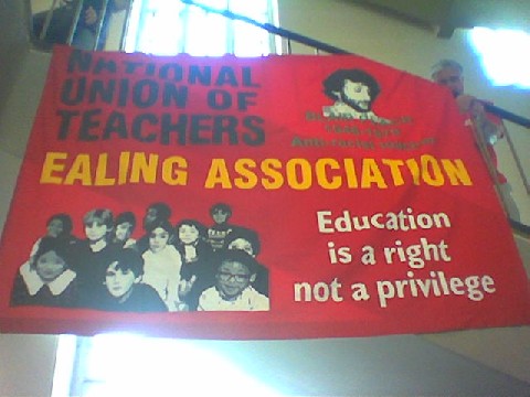 Manifestation in front of summit yesterday