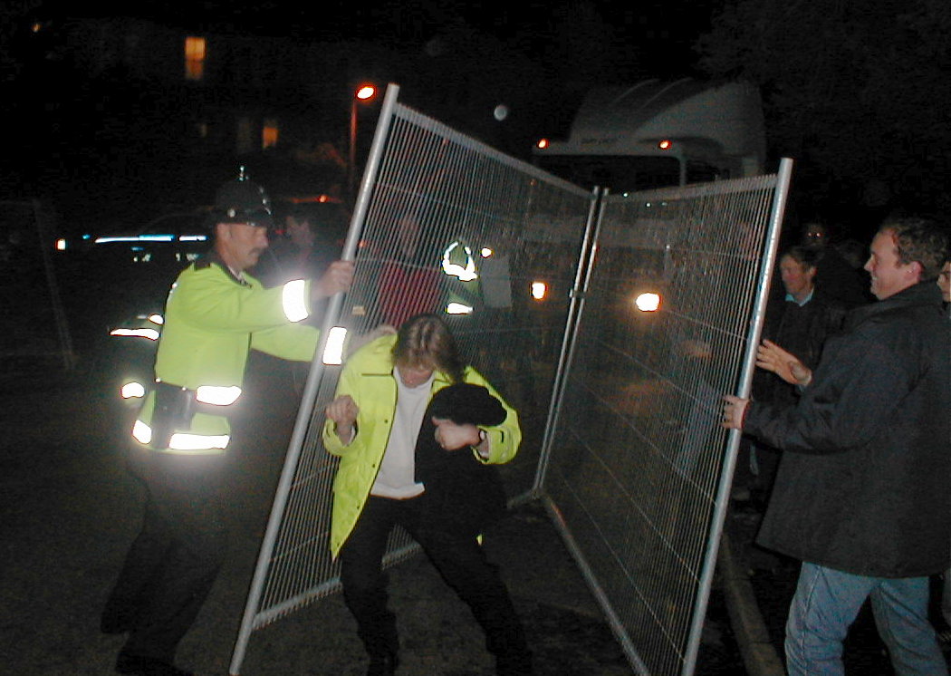 Police attempt to crush farmers