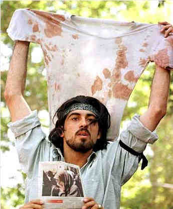 Ahmad Batebi in danger!