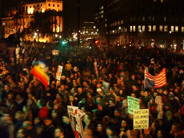 South side of Trafalgar Square is packed (6.45pm)